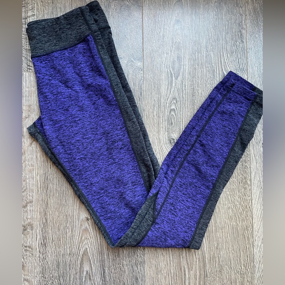 Triple Flip - ensemble - Picture 4 of 11